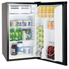 Шкаф холодильный с глухой дверью Cooleq TBC-90S / чёрный